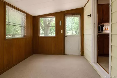 19 East Avenue, Walden, NY 12586 - Photo 25