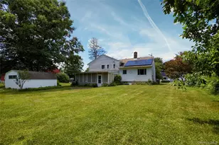 8 Abbie Ln, Hyde Park, NY 12538 - Photo 29