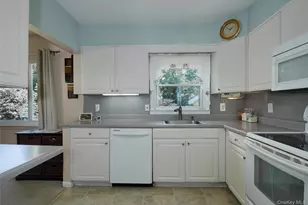 8 Abbie Ln, Hyde Park, NY 12538 - Photo 13