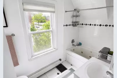 72 George Street, Babylon, NY 11702 - Photo 9