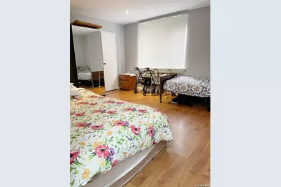 10 Canterbury Road, Great Neck, NY 11021 - Photo 7