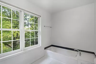 34 Old Town Crossing, Mount Kisco, NY 10549 - Photo 23