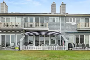 8 Victoria Dr, Amityville, NY 11701 - Photo 23