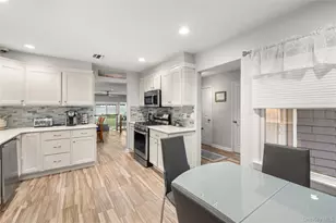 8 Victoria Dr, Amityville, NY 11701 - Photo 13