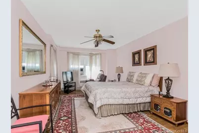 3530 Henry Hudson Parkway E #5B, Bronx, NY 10463 - Photo 9