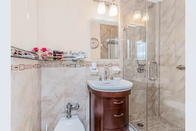 3530 Henry Hudson Parkway E #5B, Bronx, NY 10463 - Photo 13