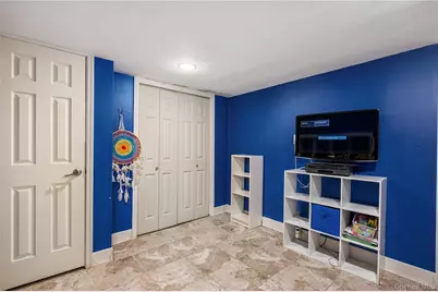 1030 North Drive, Merrick, NY 11566 - Photo 19