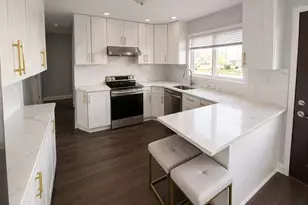 8 Harmony Ln, Westbury, NY 11590 - Photo 5