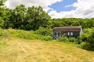 31 Hartstone Dr, Poughkeepsie, NY 12603 - Photo 11