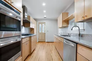 46 Laurel Ave, East Islip, NY 11730 - Photo 3
