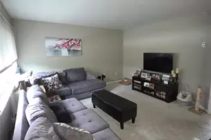 2740 South Rd, Poughkeepsie, NY 12601 - Photo 5