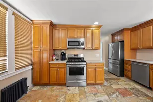 2328 Williamsbridge Rd, Bronx, NY 10469 - Photo 17
