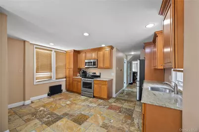 2328 Williamsbridge Road, Bronx, NY 10469 - Photo 19