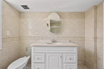 2328 Williamsbridge Road, Bronx, NY 10469 - Photo 13