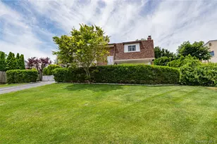 4 Bowman Ln, Kings Park, NY 11754 - Photo 3