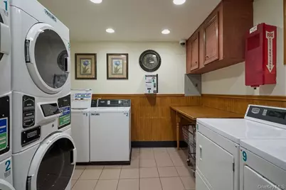 77 Bronx River Road #1E, Yonkers, NY 10704 - Photo 17