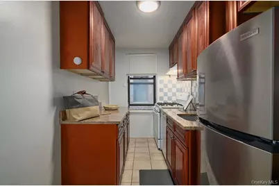 77 Bronx River Road #1E, Yonkers, NY 10704 - Photo 11