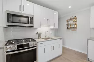 1304 Midland Ave, Yonkers, NY 10704 - Photo 9