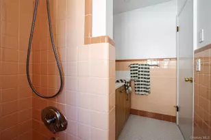 34 Parkwood Blvd, Poughkeepsie, NY 12603 - Photo 21