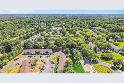 48 Pointe Cir S, Coram, NY 11727 - Photo 33