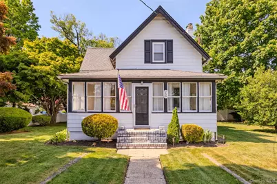 259 Woodlawn Avenue, Saint James, NY 11780 - Photo 3