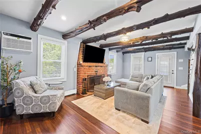 259 Woodlawn Avenue, Saint James, NY 11780 - Photo 7