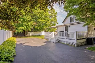 259 Woodlawn Ave, Saint James, NY 11780 - Photo 31