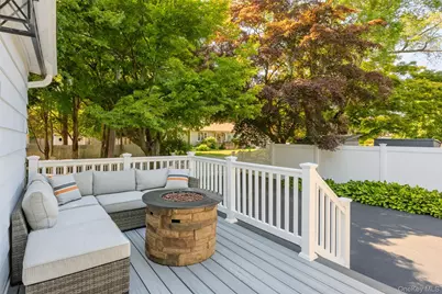 259 Woodlawn Avenue, Saint James, NY 11780 - Photo 29