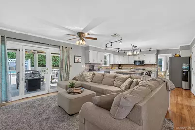 17 Kenilworth Lane, Warwick, NY 10990 - Photo 13