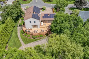 8 Pinehurst Dr, Purchase, NY 10577 - Photo 23