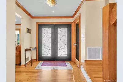8 Pinehurst Drive, Purchase, NY 10577 - Photo 3