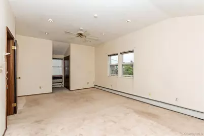 163 Bregman Avenue, New Hyde Park, NY 11040 - Photo 19