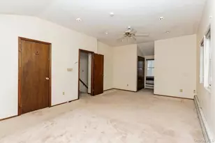 163 Bregman Ave, New Hyde Park, NY 11040 - Photo 21