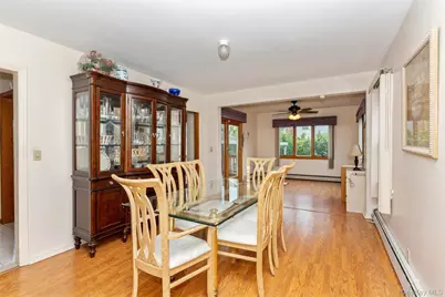 163 Bregman Avenue, New Hyde Park, NY 11040 - Photo 7