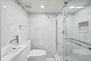 34-26 209th St, Bayside, NY 11361 - Photo 25