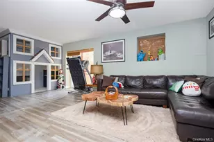 1680 Lake Ave, Merrick, NY 11566 - Photo 35