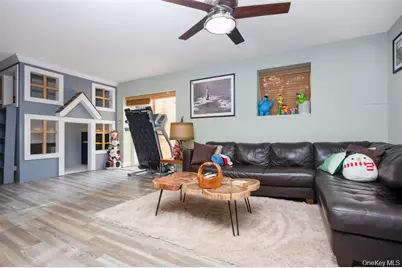 1680 Lake Avenue, Merrick, NY 11566 - Photo 39