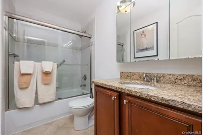 1680 Lake Avenue, Merrick, NY 11566 - Photo 27