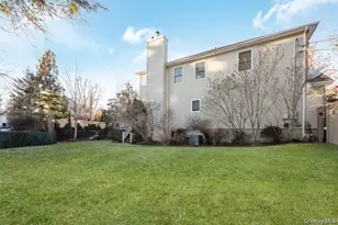 1680 Lake Ave, Merrick, NY 11566 - Photo 17