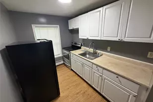 93 Catharine St, Poughkeepsie, NY 12601 - Photo 13