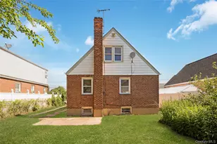 30 Viola St, Valley Stream, NY 11580 - Photo 9