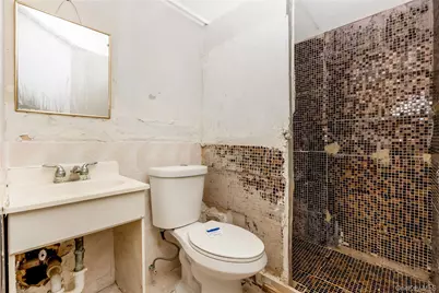 30 Viola Street, Valley Stream, NY 11580 - Photo 35
