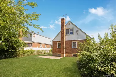 30 Viola Street, Valley Stream, NY 11580 - Photo 11