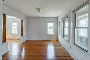 38 May St, Poughkeepsie, NY 12603 - Photo 33