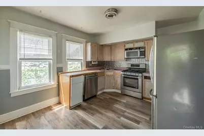 38 May Street, Poughkeepsie, NY 12603 - Photo 19