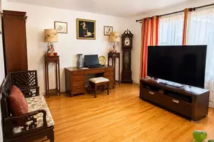 138-25 68th Dr, Flushing, NY 11367 - Photo 3