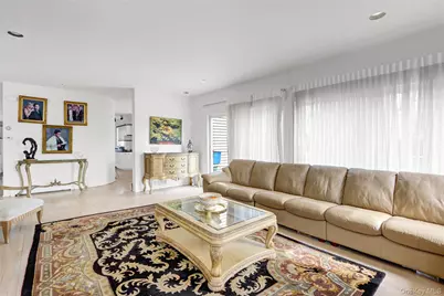 4 Verity Lane W, Roslyn, NY 11576 - Photo 7