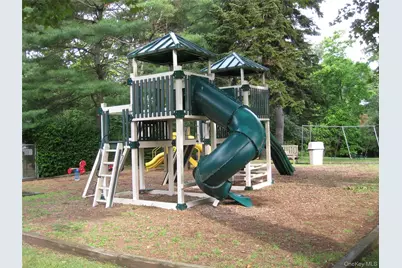 4 Verity Lane W, Roslyn, NY 11576 - Photo 27
