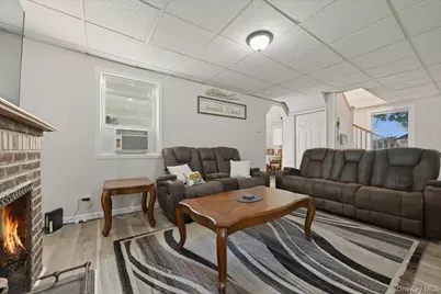 12 Thorne Street, Ronkonkoma, NY 11779 - Photo 9