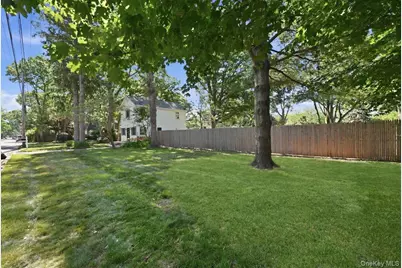 12 Thorne Street, Ronkonkoma, NY 11779 - Photo 33
